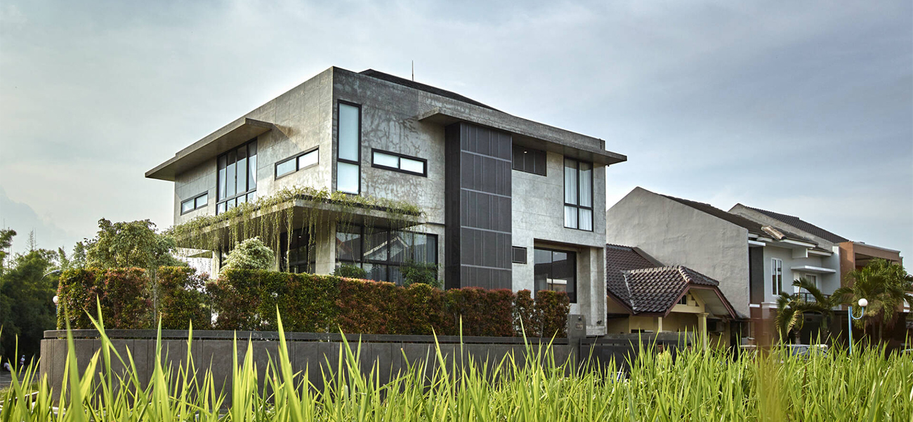 Biệt thự hiện đại 3 tầng thiết kế 9 ô cửa theo nguyên tắc để lưu thông không khí hiệu quả