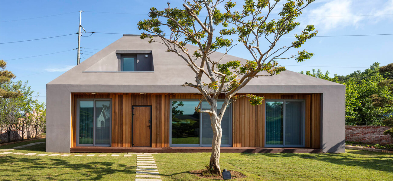 Ngôi nhà 2 tầng khoác lên mình vẻ đẹp hoàn hảo khiến gia chủ bất ngờ & giá thiết kế nhà