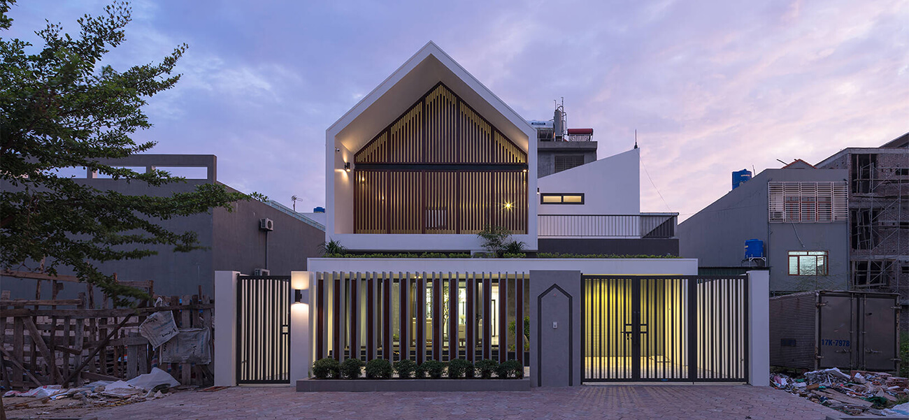 Thiết kế nhà đẹp lạ cản khói bụi của cặp vợ chồng ở Quảng Ninh